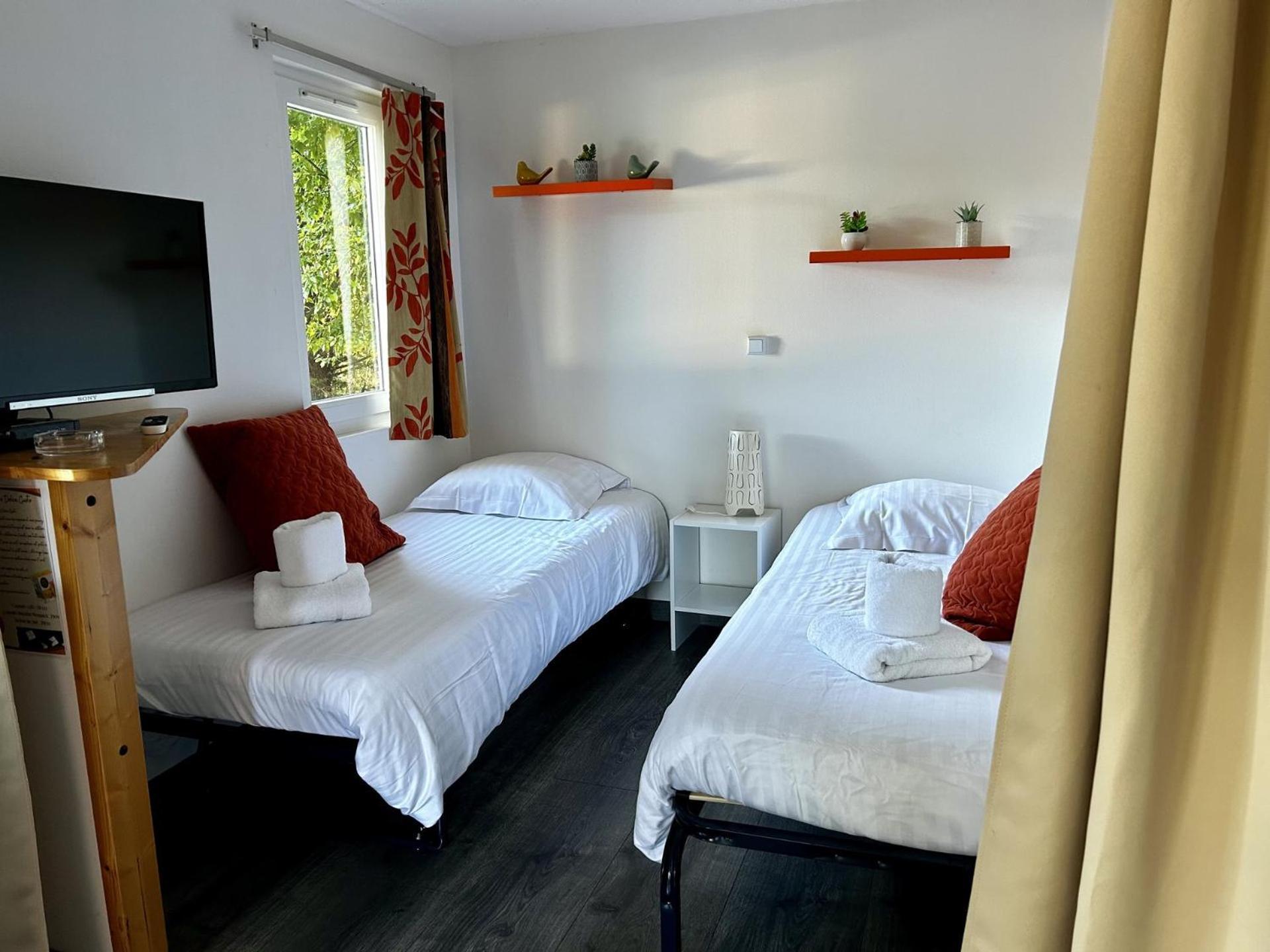 Les Chalets Du Perigord Sarlat-la-Canéda Buitenkant foto
